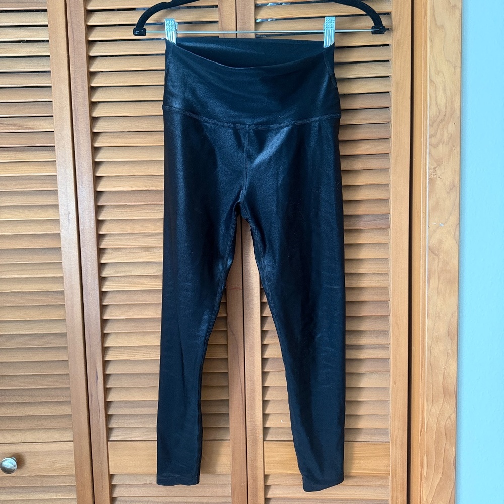 Beyond Yoga Leggings Size M - Fits like S - XS